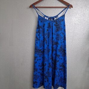 NWT UN Ultra Nice Black & Blue Floral Dress